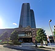 恵比寿駅まで徒歩10分、恵比寿のランドマークタワーマンションです。