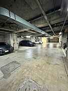 地下駐車場