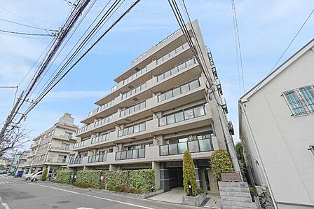 グランイーグル分譲、ピーエス三菱施工、2014年築、地上8階建のマンション