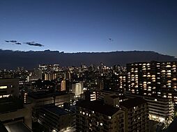 昼夜で異なる趣のある眺望　※夜間