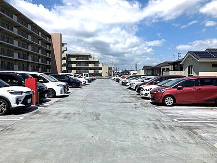 自走式駐車場2階