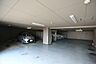 駐車場：屋根付き平面駐車場が設けられています。1台承継可能です。詳細についてはお気軽にお問合せください。【駐車場】