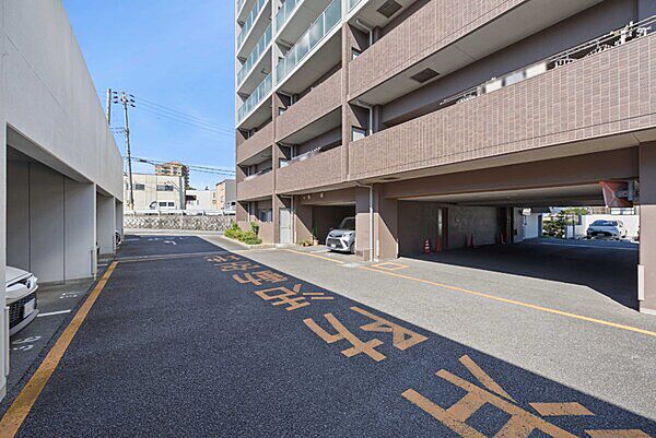 駐車場を拡大表示