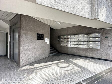令和4年室内全面リフォームをされております。