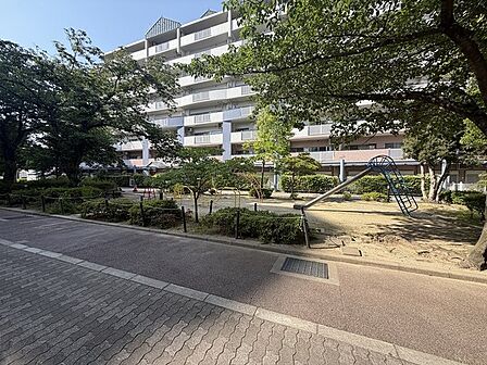 敷地内公園
