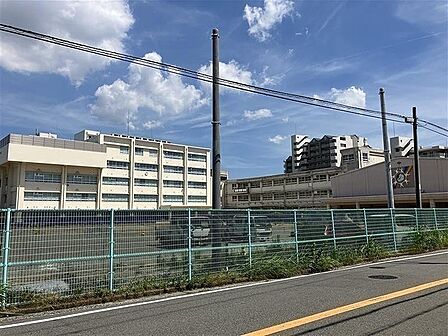 堺市立東三国丘小学校(約110m)