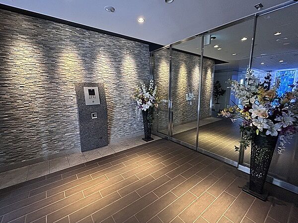 エントランスを拡大表示