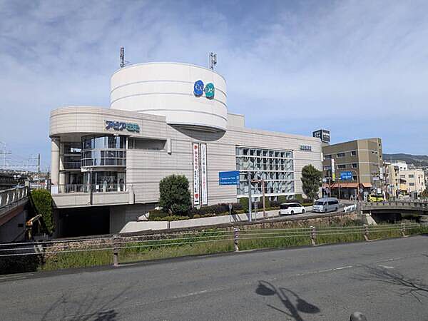 周辺を拡大表示