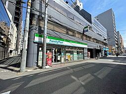 ファミリーマート内神田一丁目店 80m