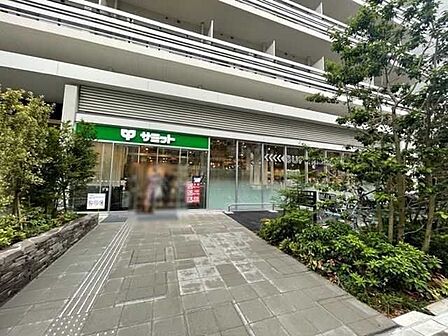 サミットストア湯島天神南店 270m