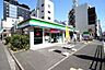 周辺： ファミリーマート 堀留二丁目店 130m