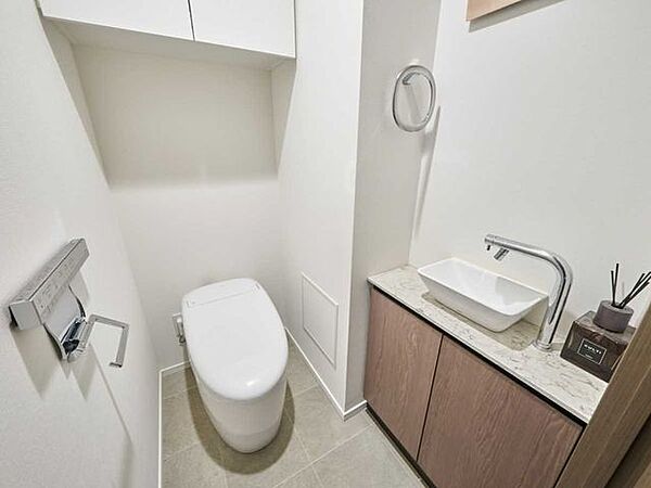 トイレを拡大表示
