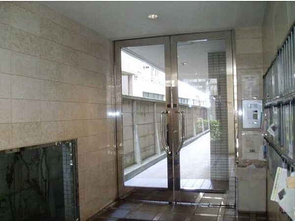 エントランスを拡大表示