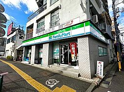 ファミリーマート　西早稲田諏訪通り店 700m