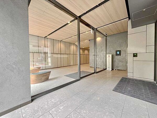 エントランスを拡大表示