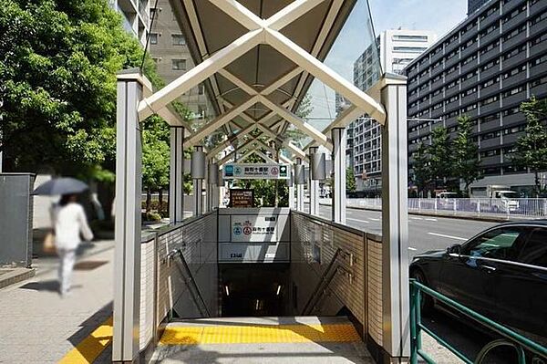 周辺を拡大表示