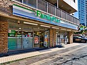 ファミリーマート高輪一丁目店 120m