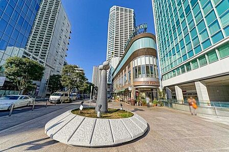 クイーンズ伊勢丹白金高輪店 260m