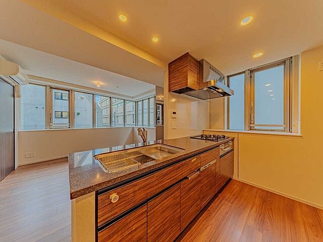 キッチン クレヴィア東京八丁堀 新川ザ・レジデンス 4階/-