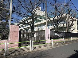 港区立青南小学校 130m