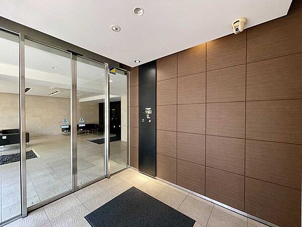 エントランスを拡大表示