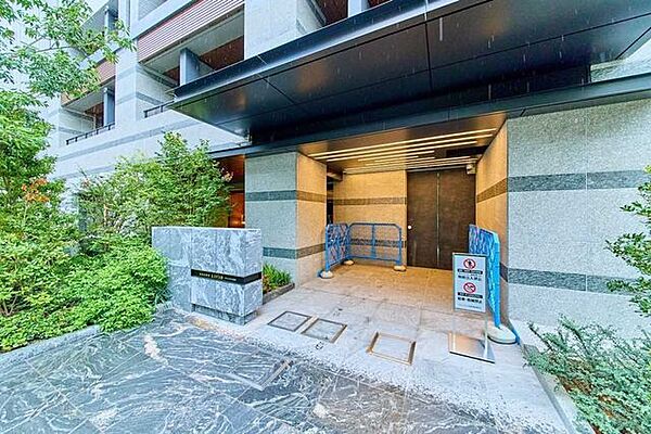 エントランスを拡大表示