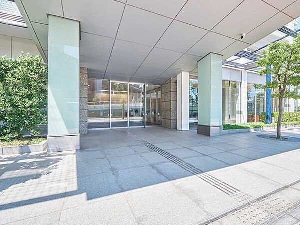 エントランスを拡大表示