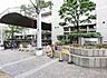 周辺： 港南図書館 1600m