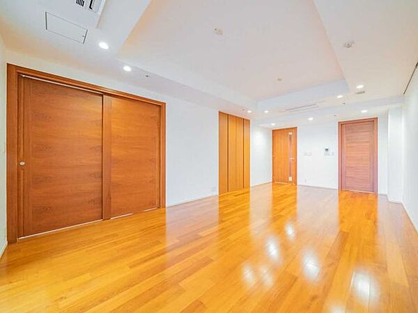 リビング/ダイニングを拡大表示