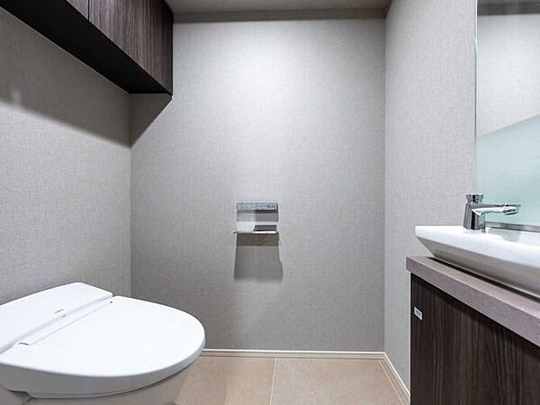 トイレを拡大表示