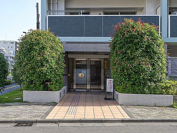エントランスを拡大表示