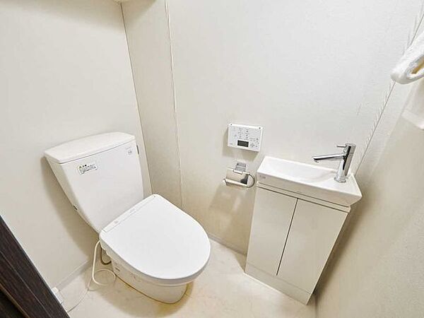 トイレを拡大表示