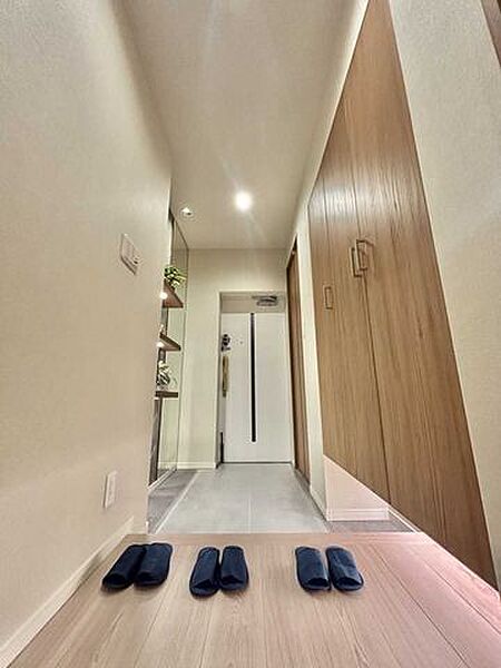 玄関を拡大表示