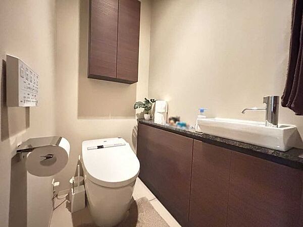 トイレを拡大表示