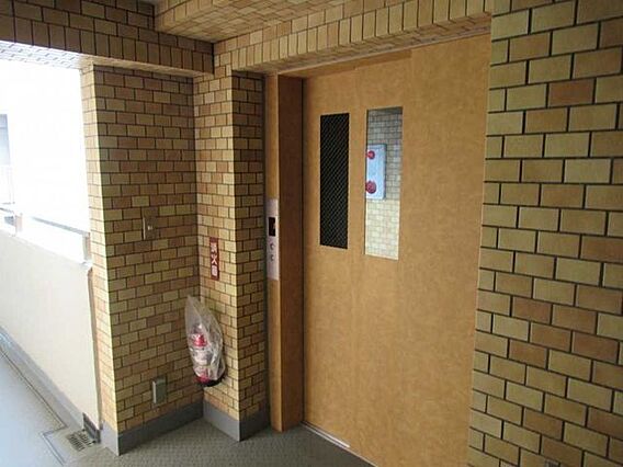 エレベーター