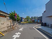 南側　公道（約5.7m）
