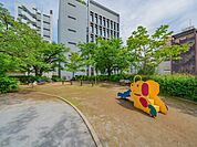 氷川公園 230m