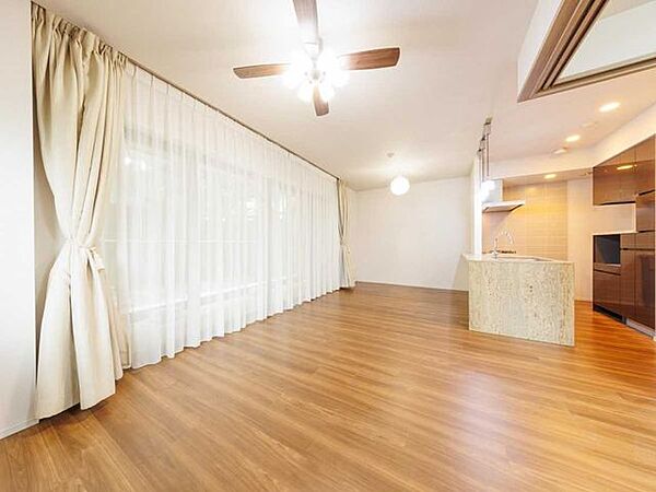 室内を拡大表示