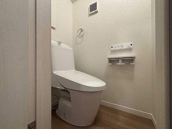 トイレを拡大表示