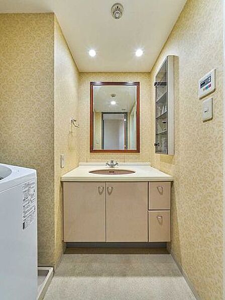 ※家具・調度品は販売価格に含まれておりません