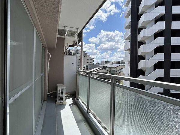 バルコニーを拡大表示