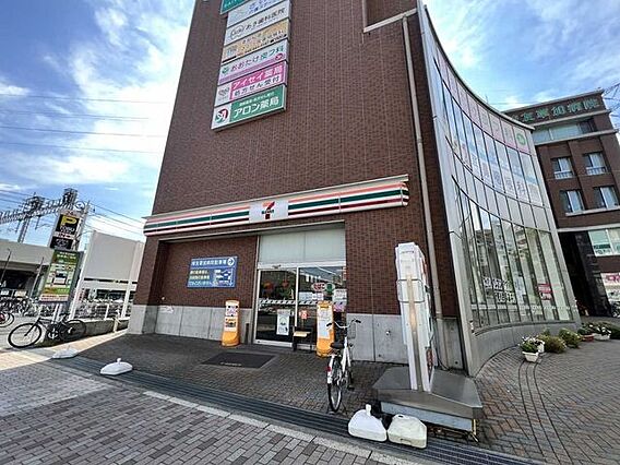 セブンイレブン...
