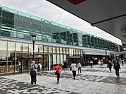 浦和駅 1120m