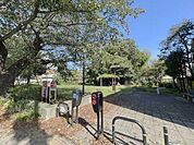 吉祥寺の杜宮本小路公園 130m