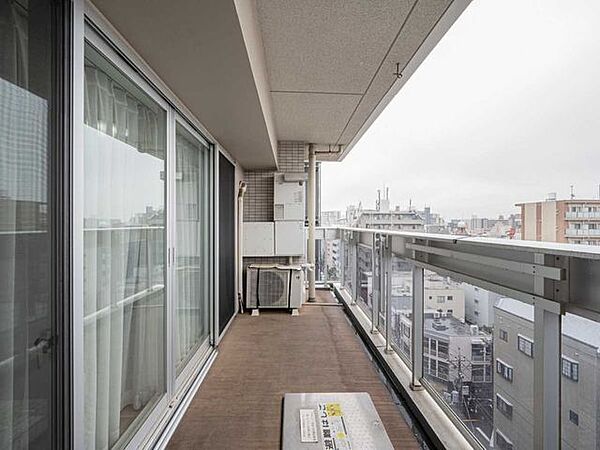バルコニーを拡大表示