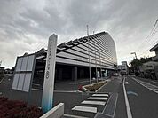 市川市役所第一庁舎 1300m