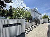  浦安市立東小学校 160m