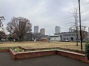 醸造試験所跡地公園 250m