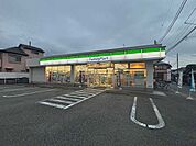 ファミリーマート府中本宿町店　 100m