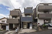 中央の区画